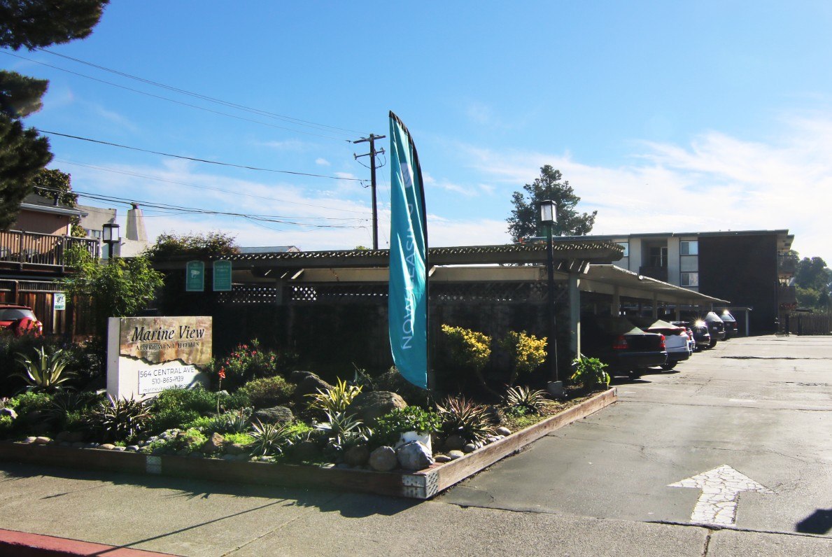 Marine View Apartments photo 4